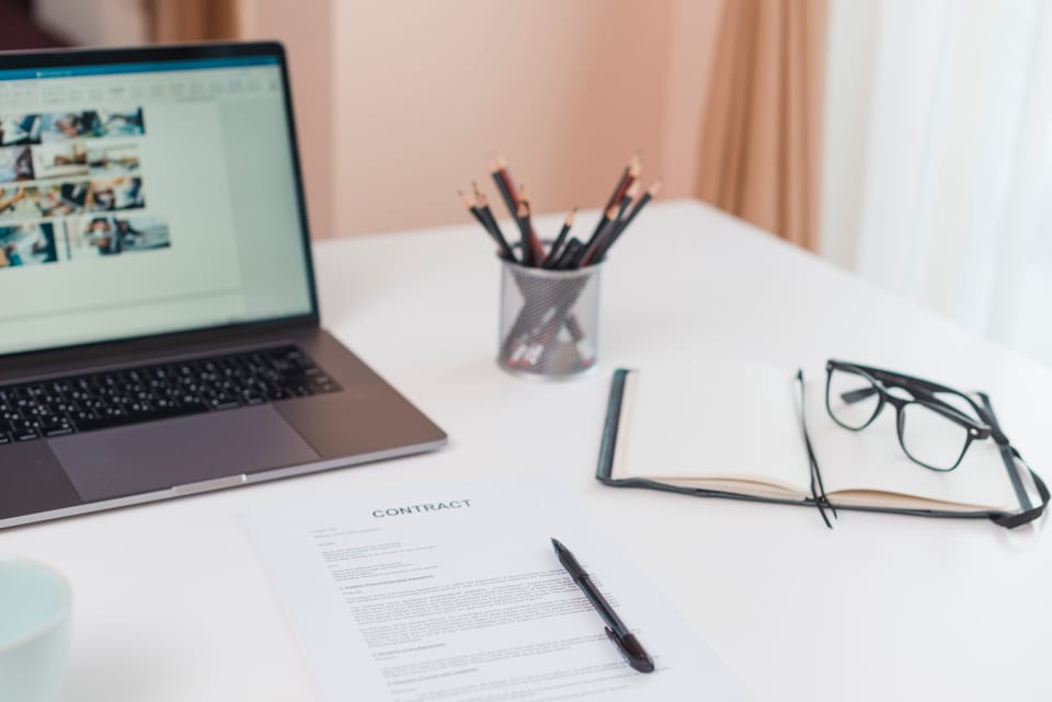 6 Seconds to Success: How to Write a Resume That Stands Out and Beats the ATS